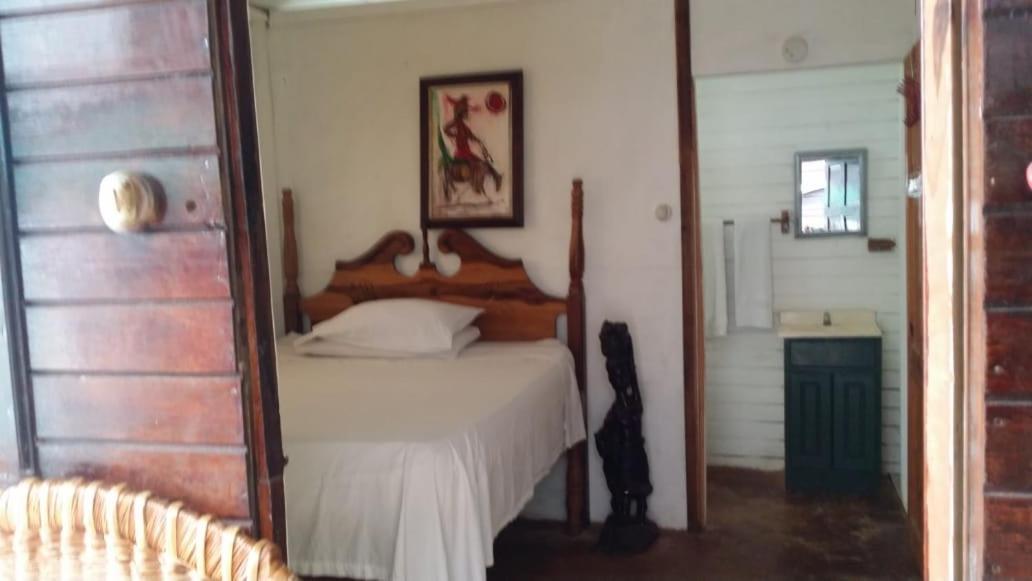 Villa Rasta - Ocean View Bungalows Port Antonio Bagian luar foto